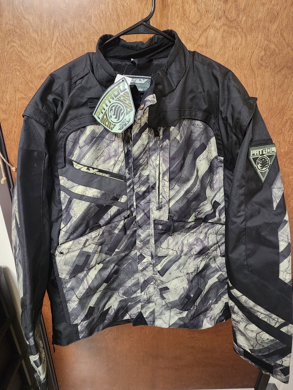 Patrol Men’s Black & Gray Camouflage Ski Jacket